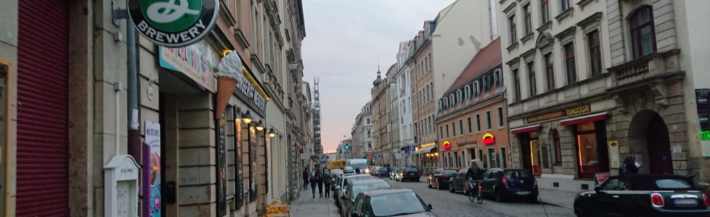 Auf dem Bild sieht man die Lousienstraße in der Dresdner Neustadt.